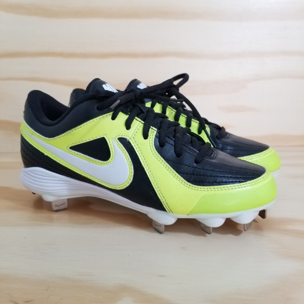 Nike Unify Strike Women's Softball Cleats Size 6.5